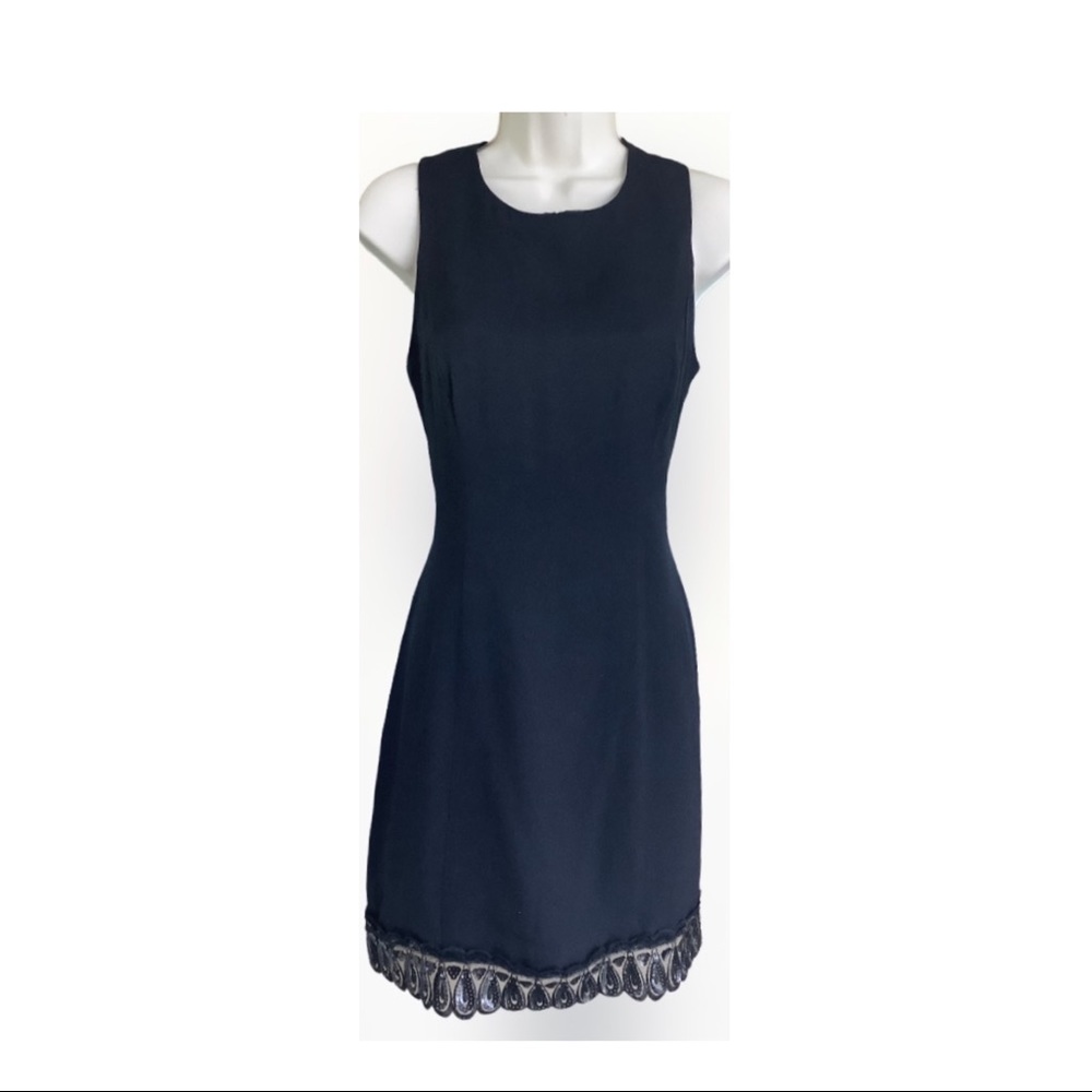 Betsy & Adam- - black vintage dress size 7-8 .